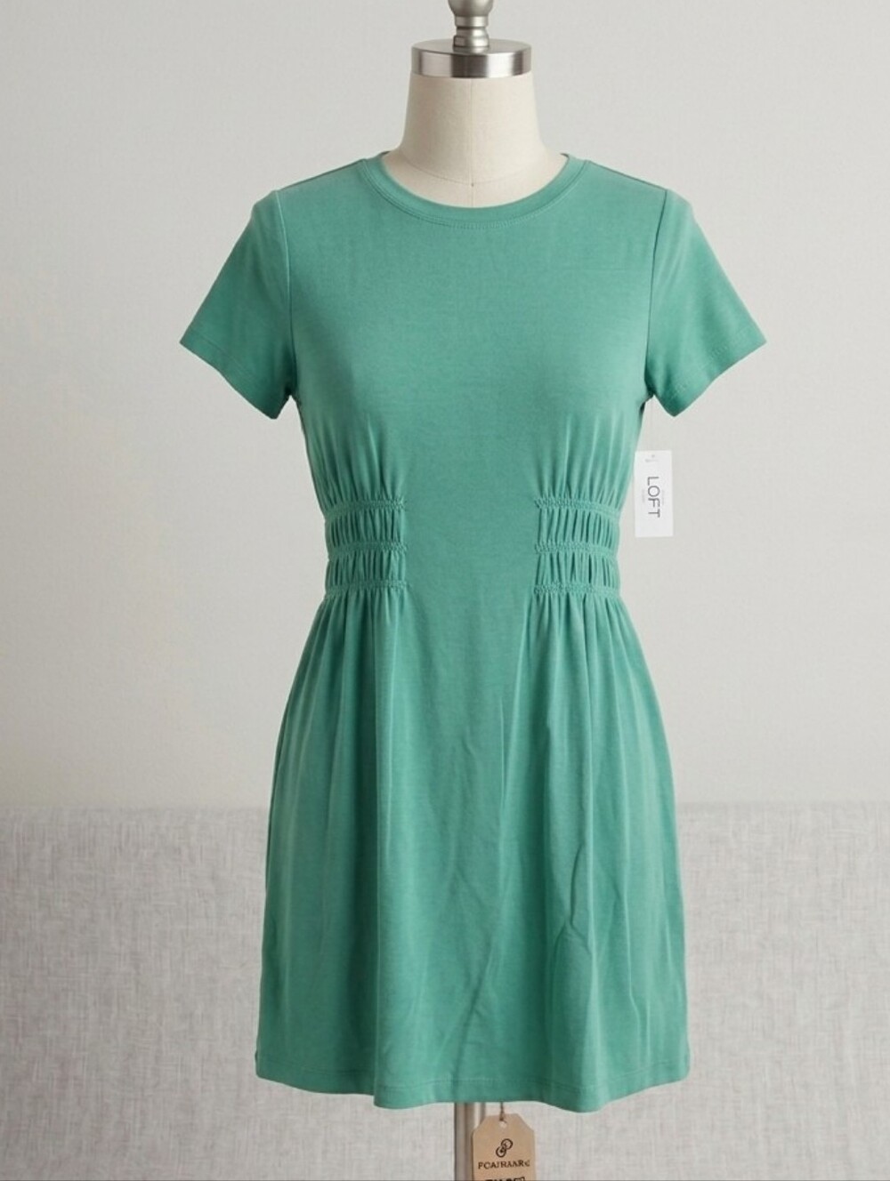 LOFT Green Short-Sleeve Gathered Waist Dress